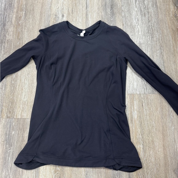 lululemon athletica Tops - Lululemon ultrasoft long sleeve womens top